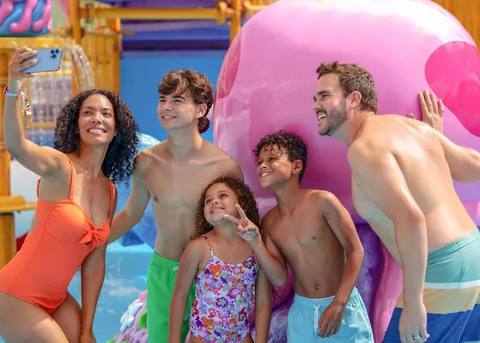 Nickelodeon & Riviera Maya Puerto Morelos