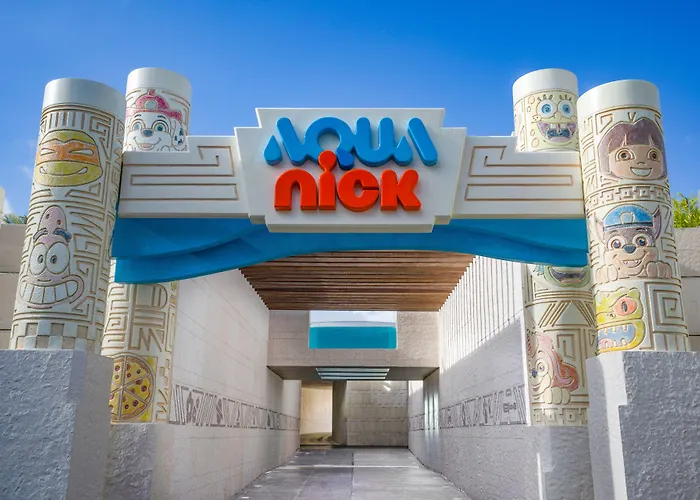 Nickelodeon & Riviera Maya Puerto Morelos
